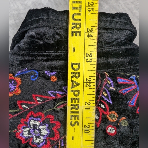 Laura Ashley Medium Embroidered On Black Velvet Jacket With Pockets - Picture 8 of 9